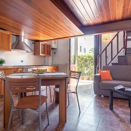 Residenze Arancio - Narramondo 度假居